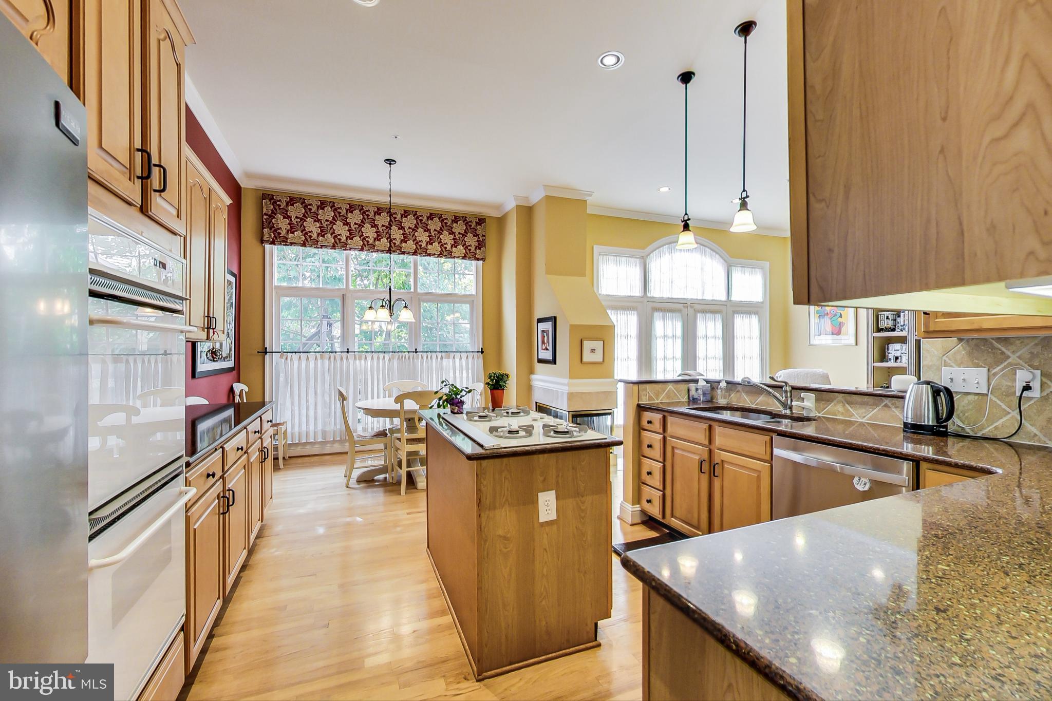 7949 Turncrest Drive Potomac, MD 20854 - Photo 12 of 47