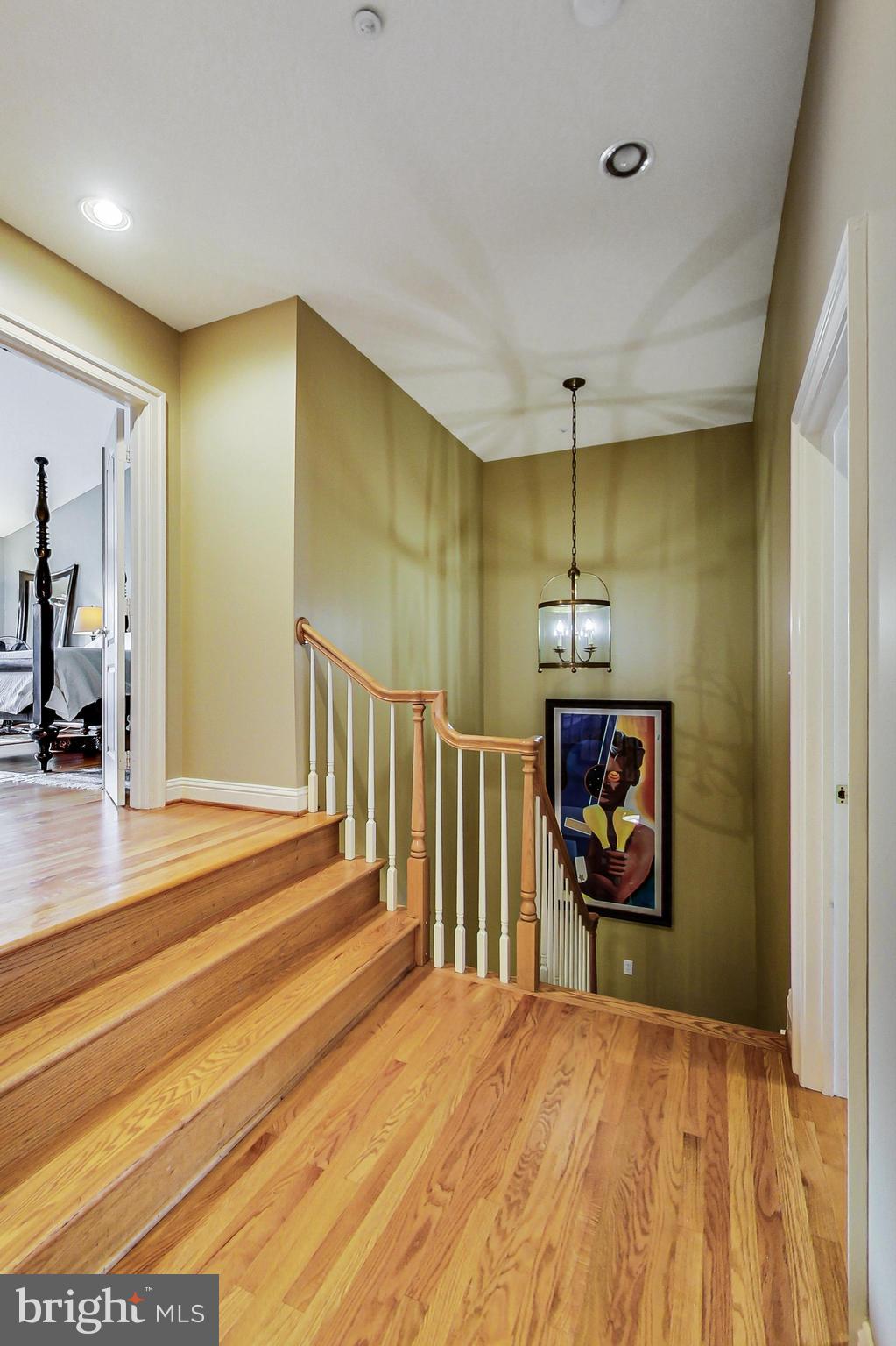 7949 Turncrest Drive Potomac, MD 20854 - Photo 23 of 47