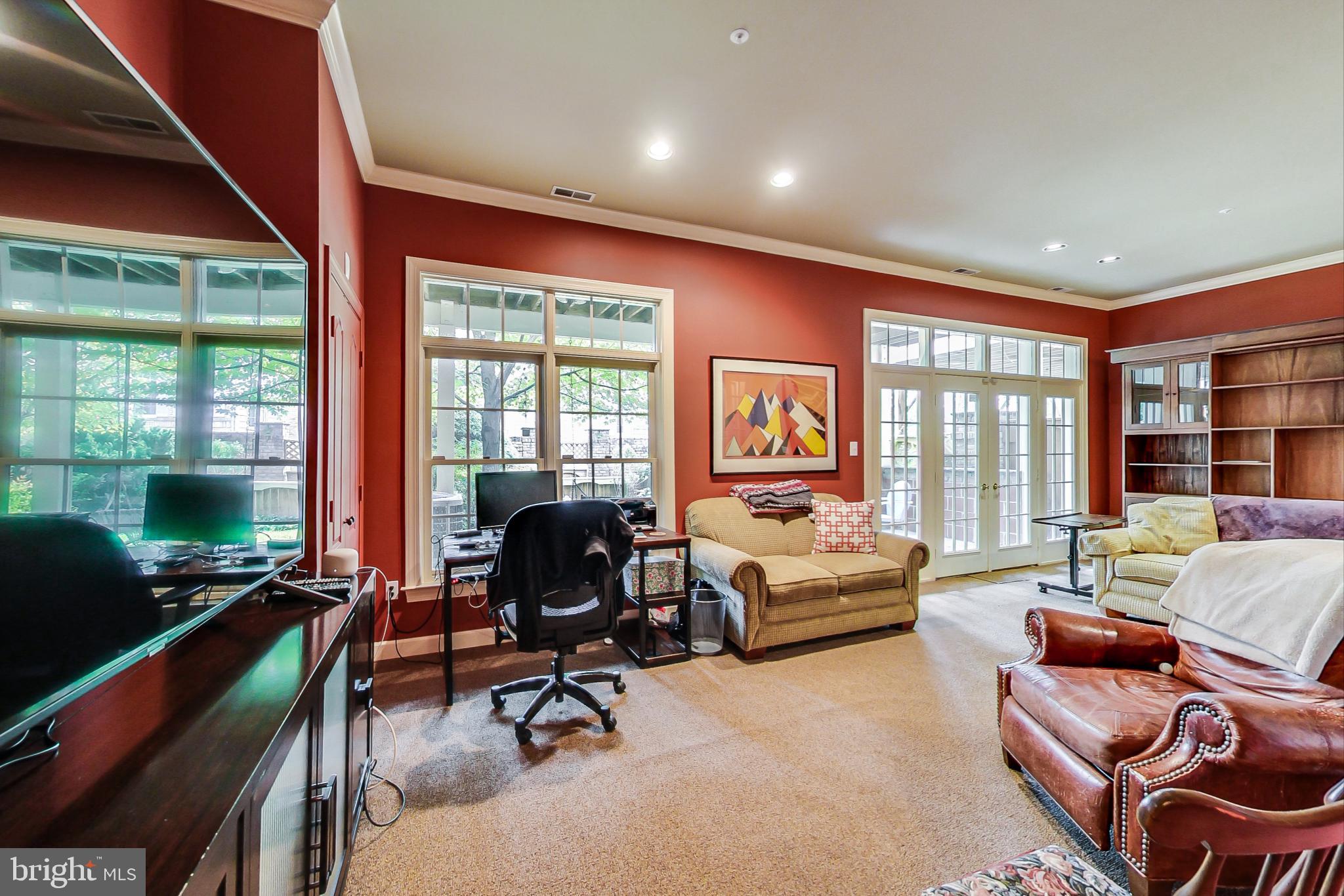 7949 Turncrest Drive Potomac, MD 20854 - Photo 35 of 47