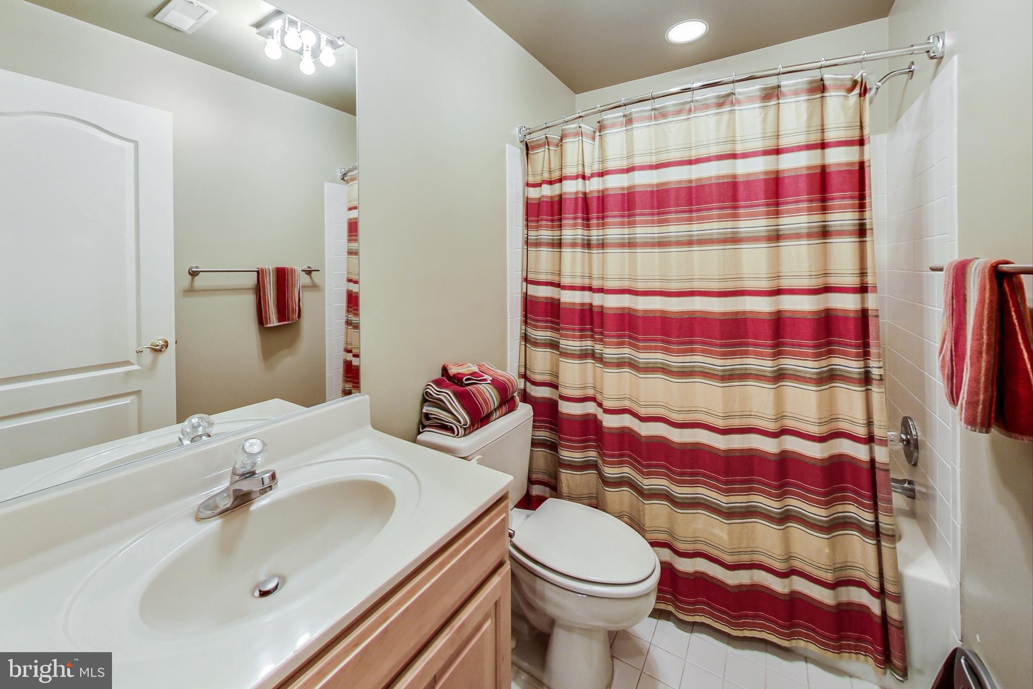 7949 Turncrest Drive Potomac, MD 20854 - Photo 40 of 47