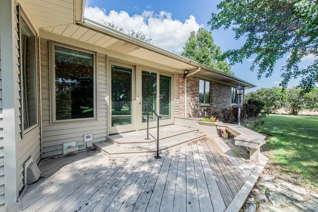 $299,000 | 154 East Us Highway, Mendota, IL 61342