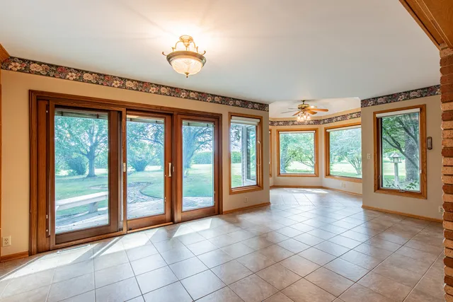 $299,000 | 154 East Us Highway, Mendota, IL 61342