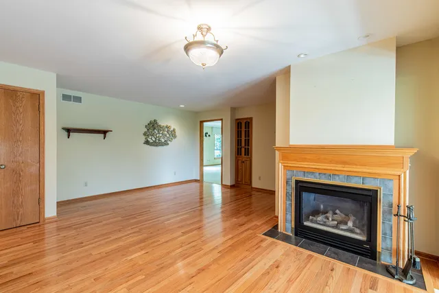 $299,000 | 154 East Us Highway, Mendota, IL 61342