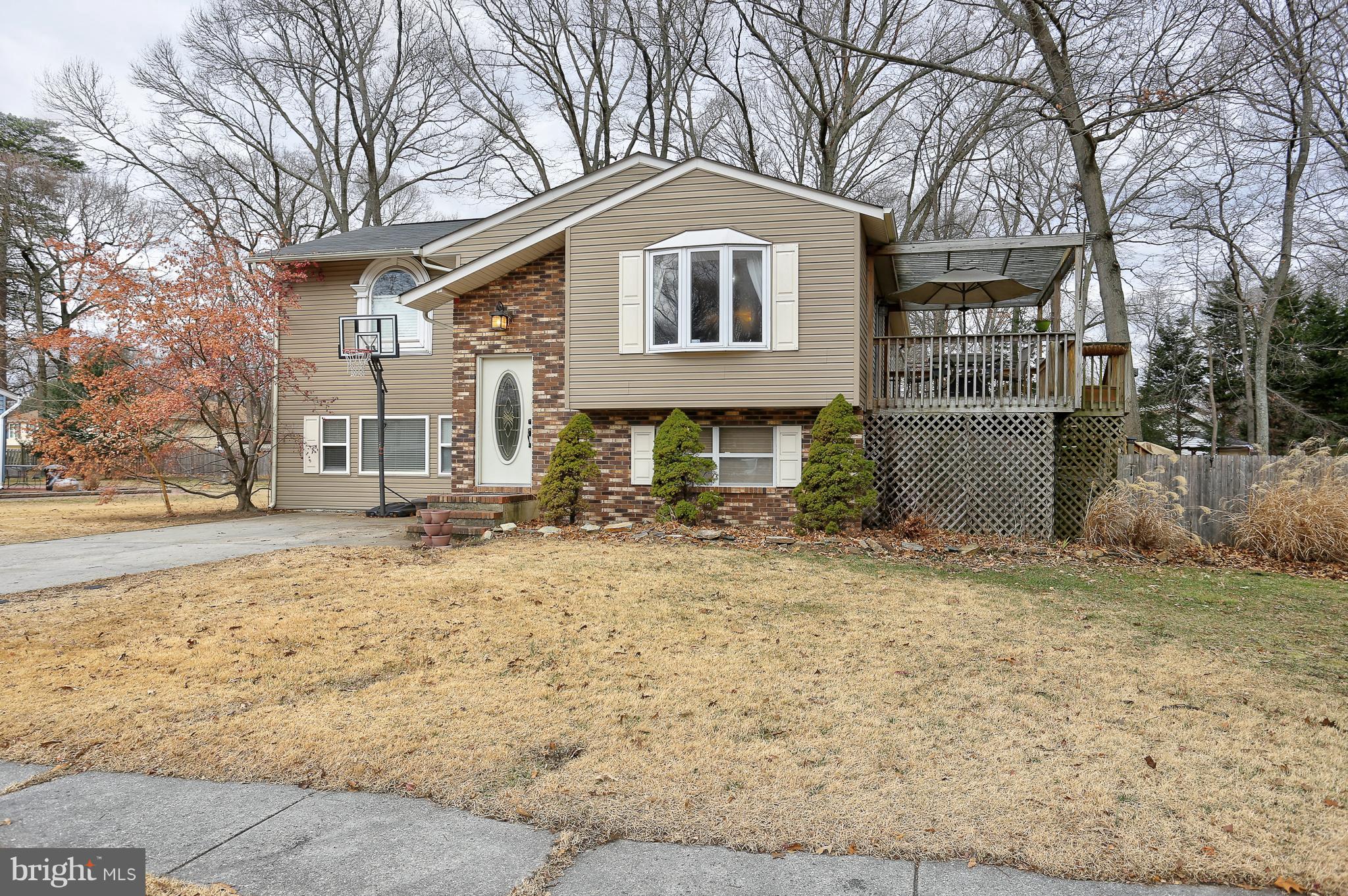 262 Ullman Road Pasadena, MD 21122 - Photo 1 of 24 Exterior (Front)