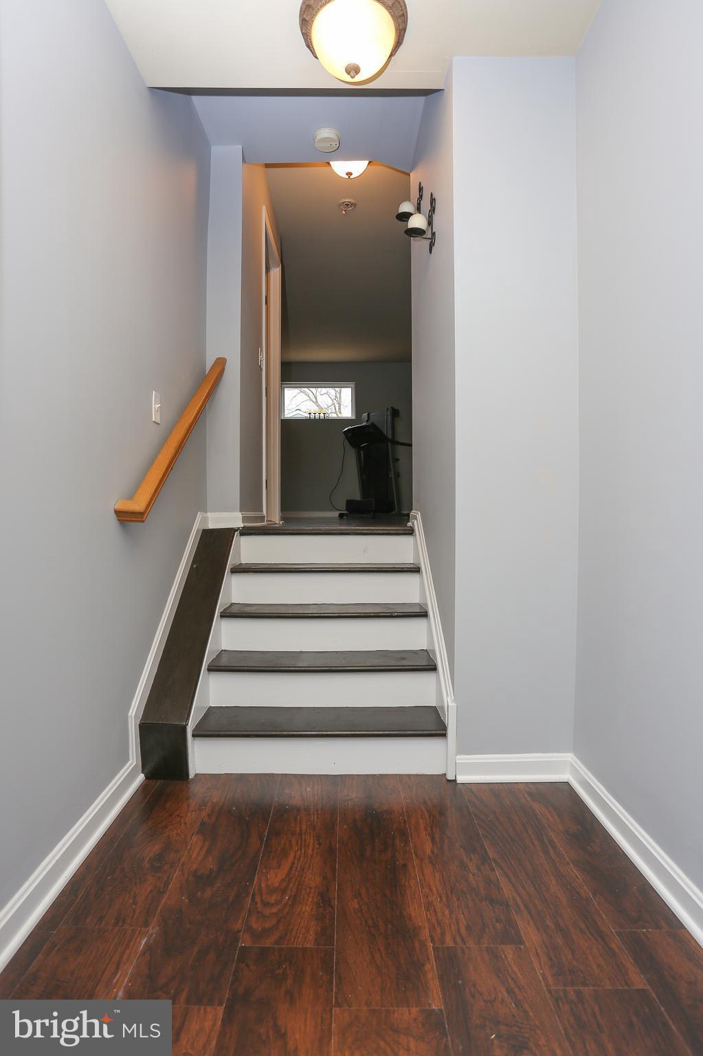262 Ullman Road Pasadena, MD 21122 - Photo 8 of 24 Hallway Leading To Master Suite