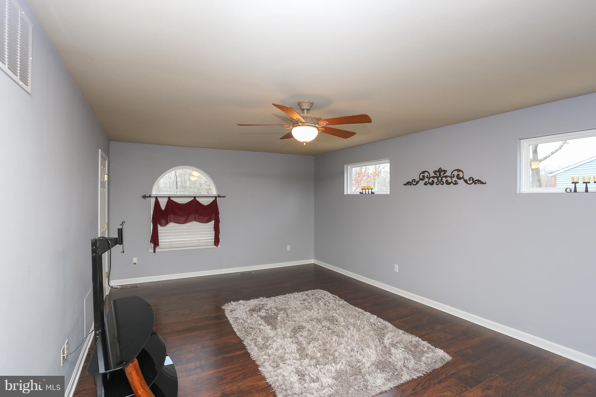 262 Ullman Road Pasadena, MD 21122 - Photo 9 of 24 Bedroom (Master)
