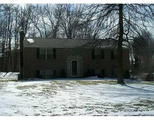 108 Hampton Court Butler, PA 16002 - Photo 1 of 1 Exterior Front.
