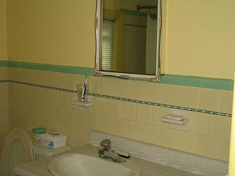 20 Cold Spring Road Barrington, RI 02806 - Photo 22 of 25 Bathroom.