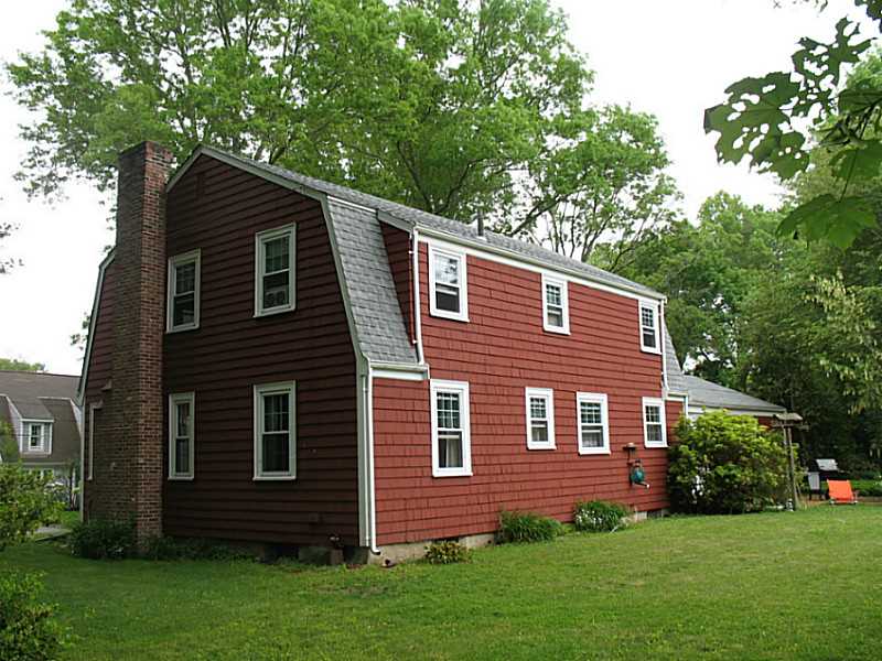 20 Cold Spring Road Barrington, RI 02806 - Photo 23 of 25 Exterior Back.