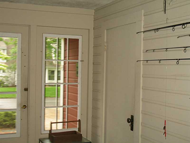 20 Cold Spring Road Barrington, RI 02806 - Photo 4 of 25 Porch.