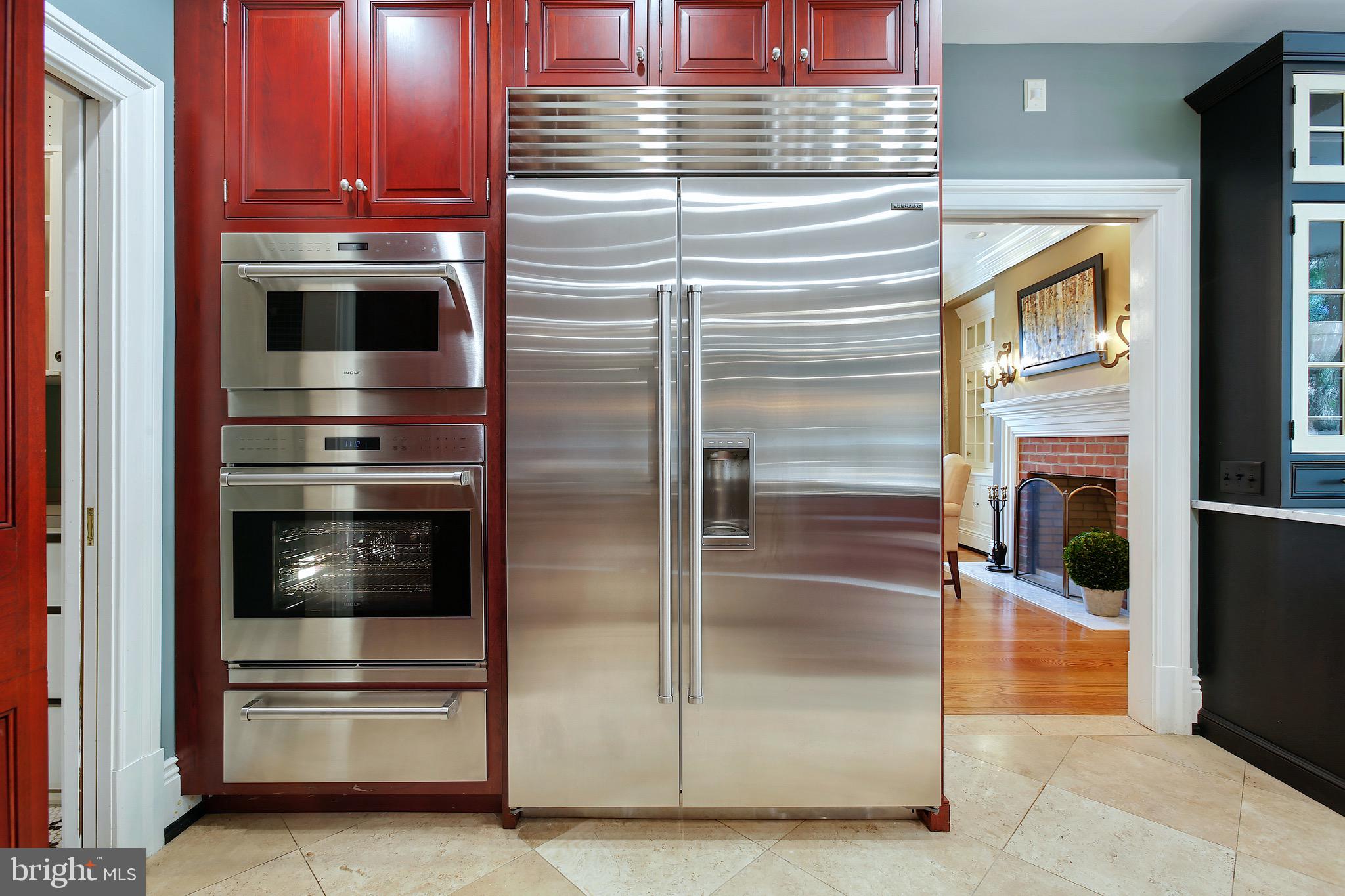 838 Childs Point Road Annapolis, MD 21401 - Photo 13 of 85 SubZero frig; Wolf Microwave, Oven, Warming drawer