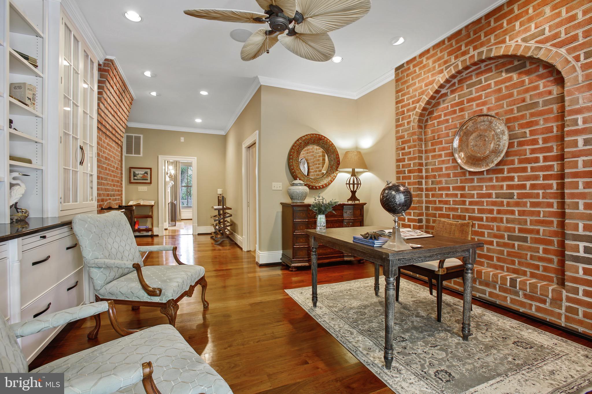 838 Childs Point Road Annapolis, MD 21401 - Photo 26 of 85 One of two offices