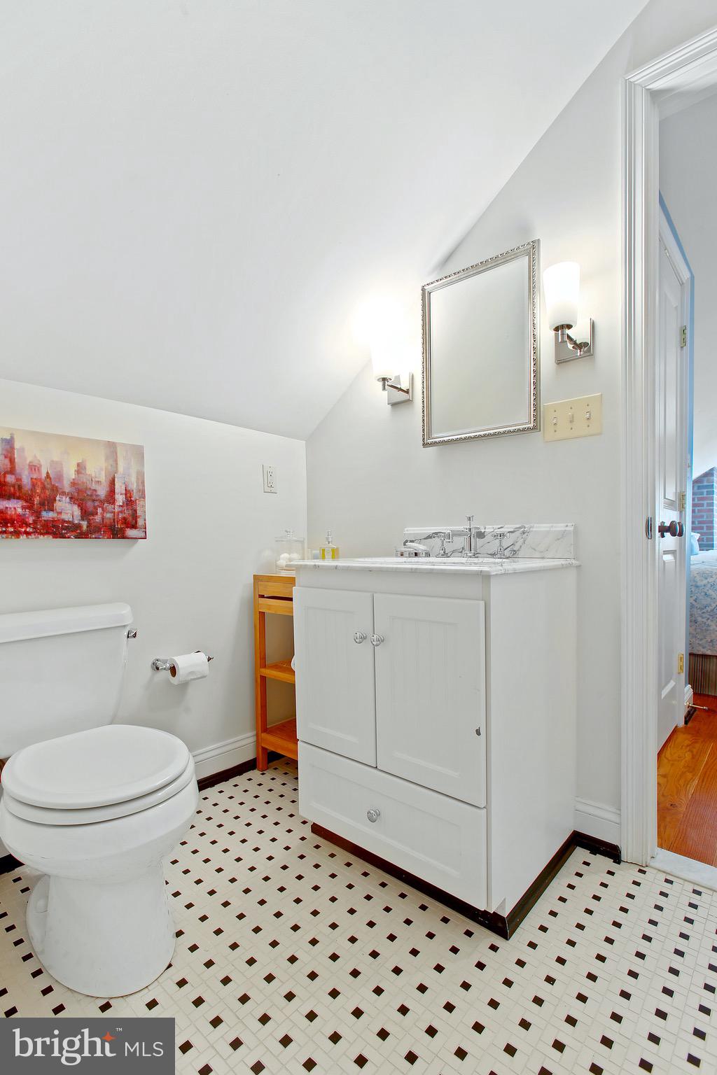 838 Childs Point Road Annapolis, MD 21401 - Photo 55 of 85 3rd level guest bedroom.3 private full bath