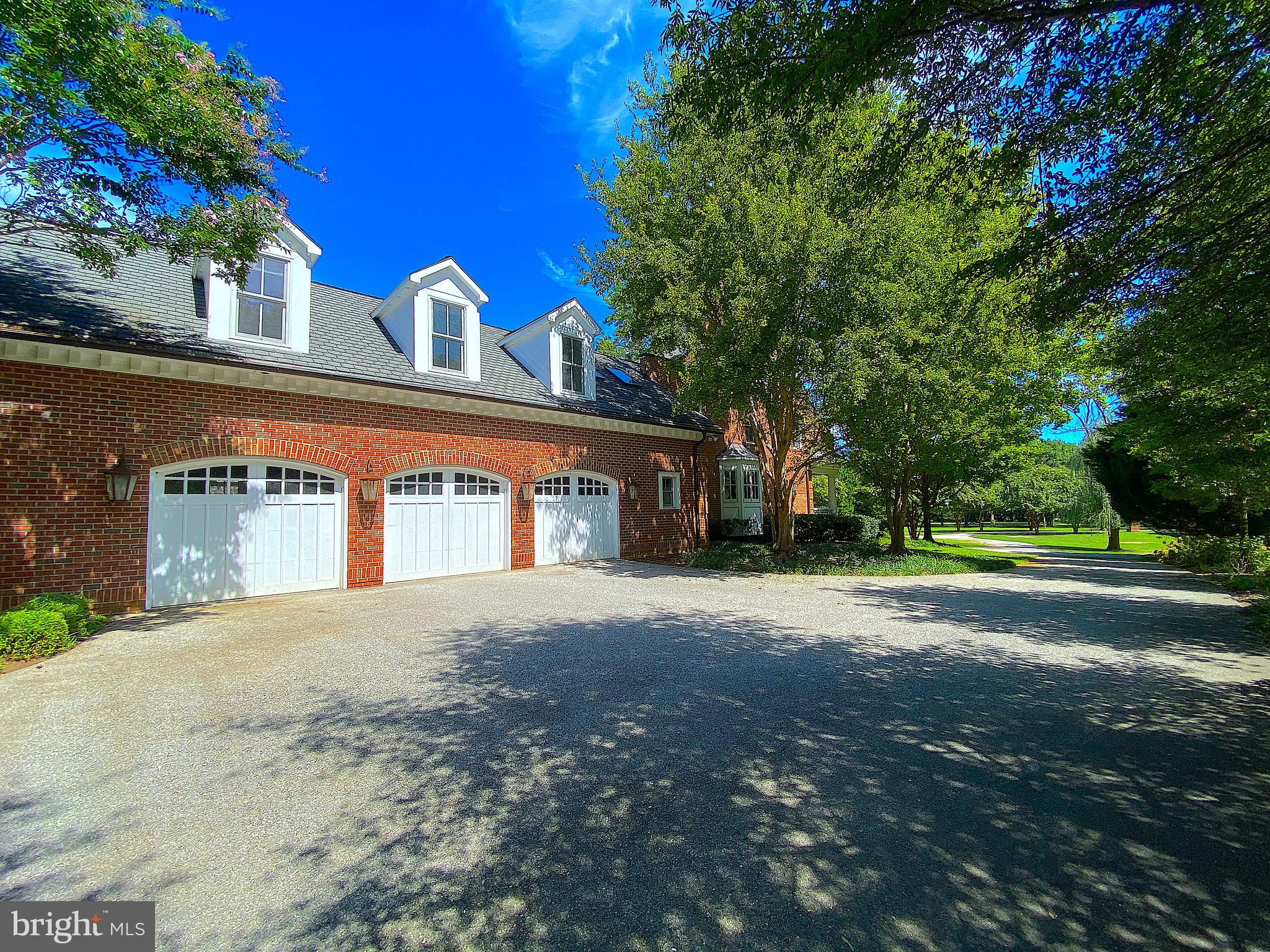 838 Childs Point Road Annapolis, MD 21401 - Photo 77 of 85 Oversized 3-car garage