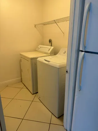 $2,000 | 2313 North Congress Avenue, Unit 18, Boynton Beach, FL 33426