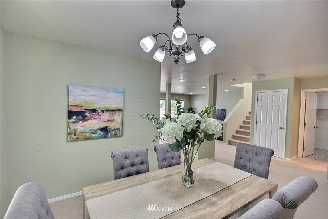 17347 92nd Place Northeast Bothell, WA 98011 - Photo 4 of 40 Gallery Image 4