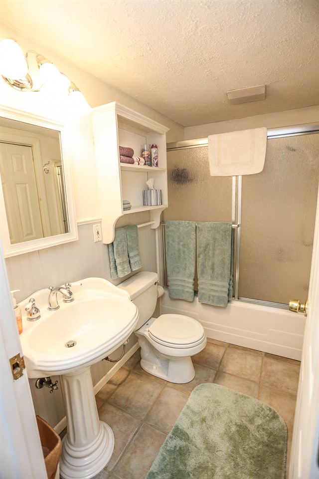 51 Dock Road Belmont, NH 03220 - Photo 27 of 35