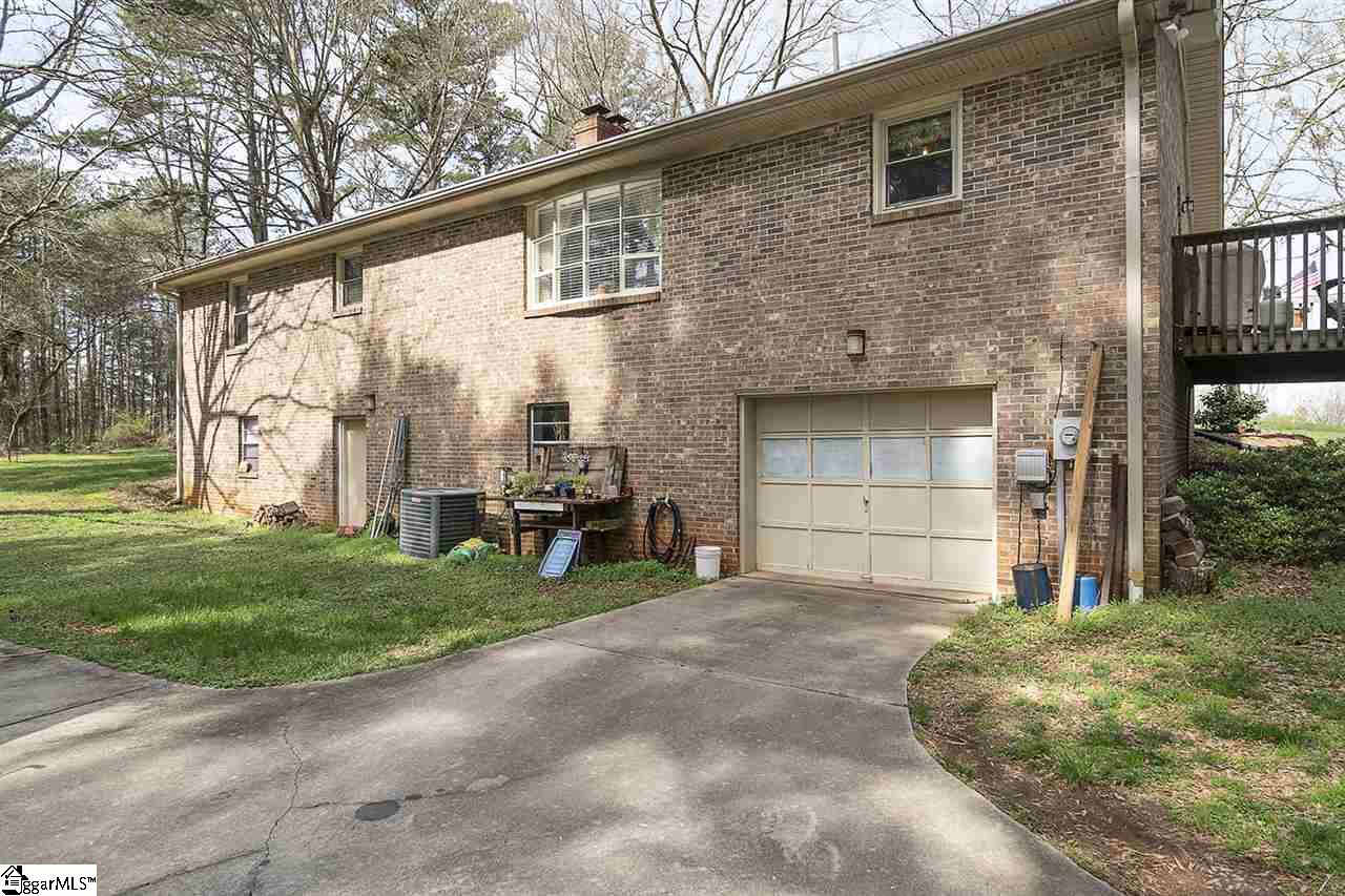 3577 Oneal Church Road Greer, SC 29651 - Photo 5 of 29 Gallery Image 5