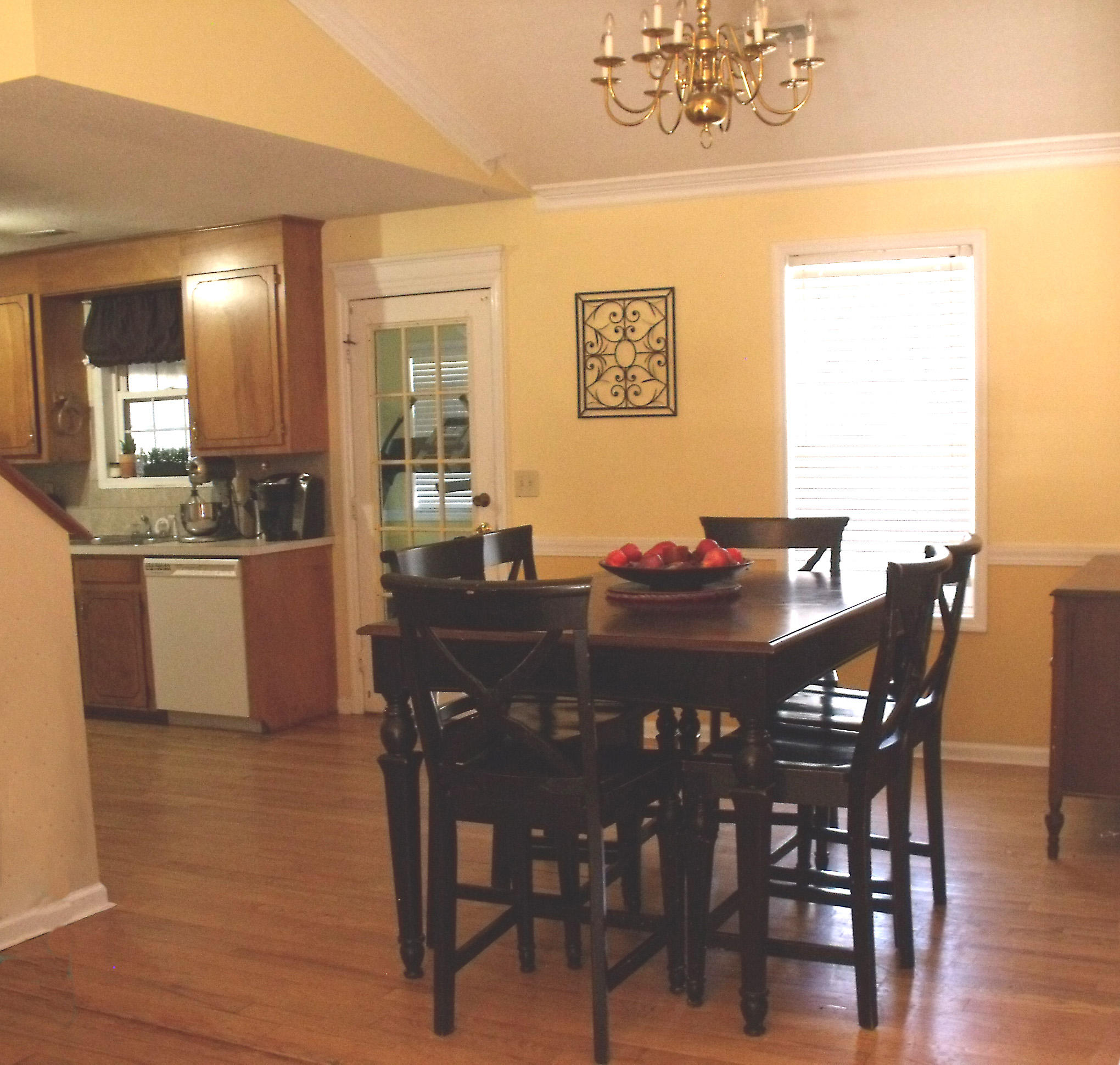 171 Two Hitch Road Goose Creek, SC 29445 - Photo 6 of 25 Dining Area to Kitchen