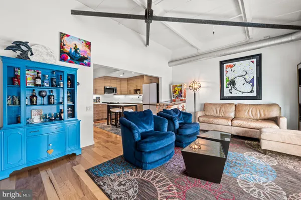 $420,000 | 3 North Christopher Columbus Boulevard, Unit TD407, Philadelphia, PA 19106