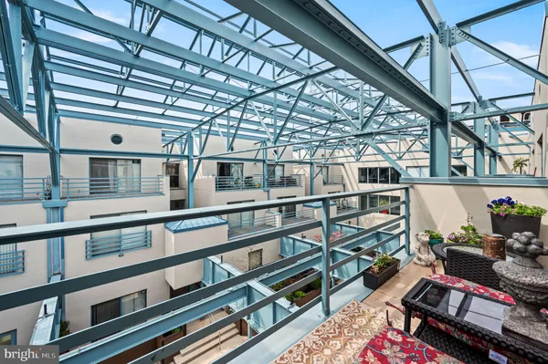 $420,000 | 3 North Christopher Columbus Boulevard, Unit TD407, Philadelphia, PA 19106
