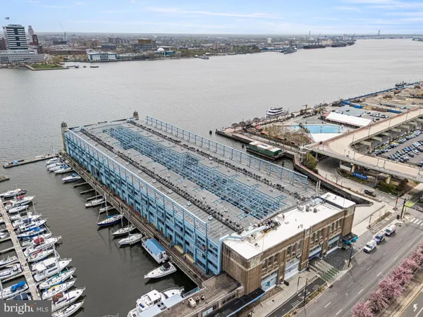 $420,000 | 3 North Christopher Columbus Boulevard, Unit TD407, Philadelphia, PA 19106