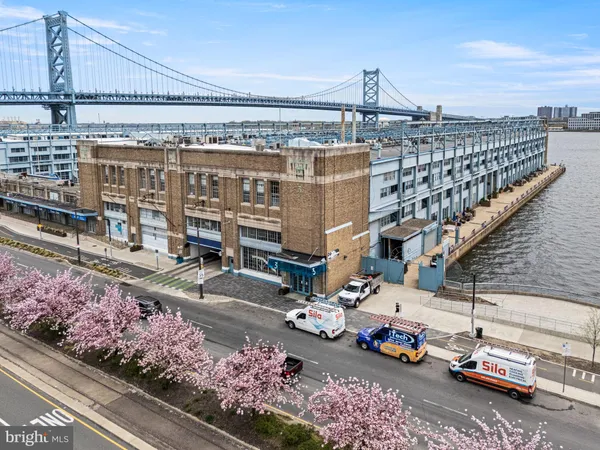 $420,000 | 3 North Christopher Columbus Boulevard, Unit TD407, Philadelphia, PA 19106