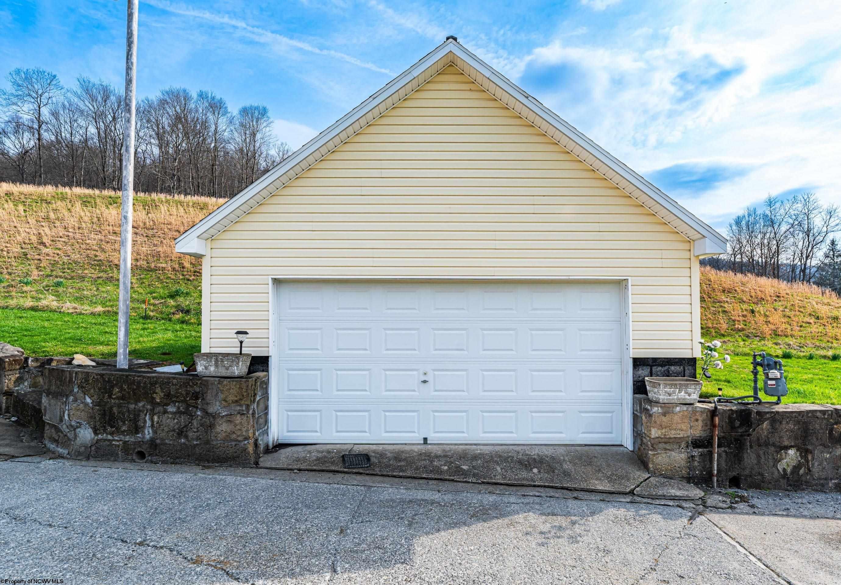 776 Statler Run Road Fairview, WV 26570 - Photo 18 of 26 Gallery Image 18