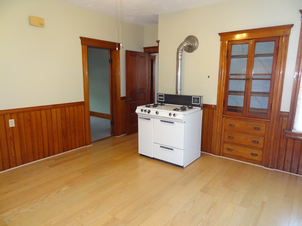 5 Kosta Street Worcester, MA 01607 - Photo 8 of 14 Gallery Image 8