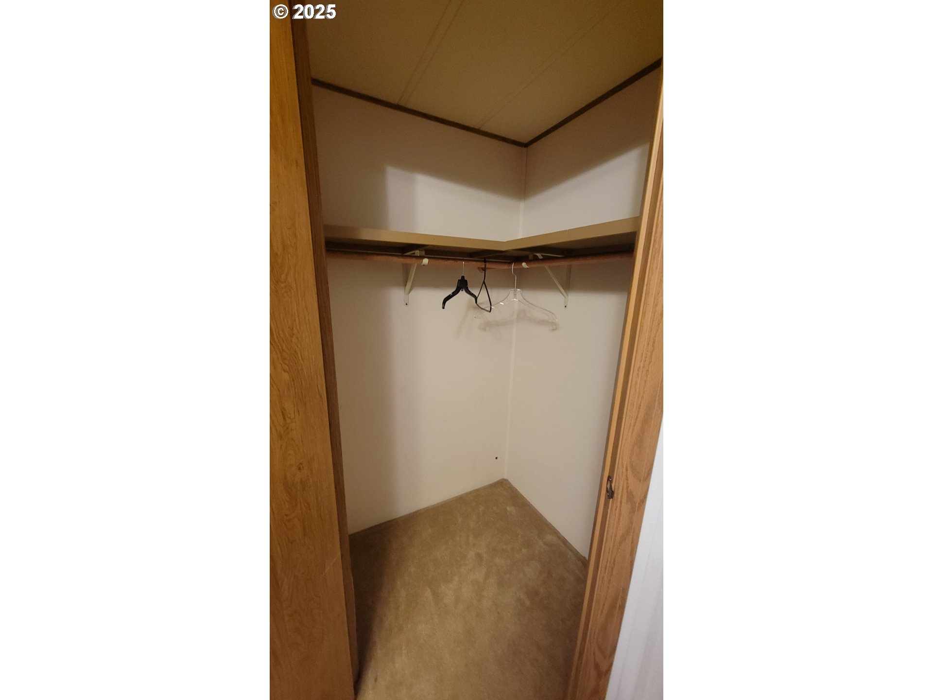 1097 Lees Creek Road Myrtle Creek, OR 97457 - Photo 22 of 41 a view of walk in closet with rug