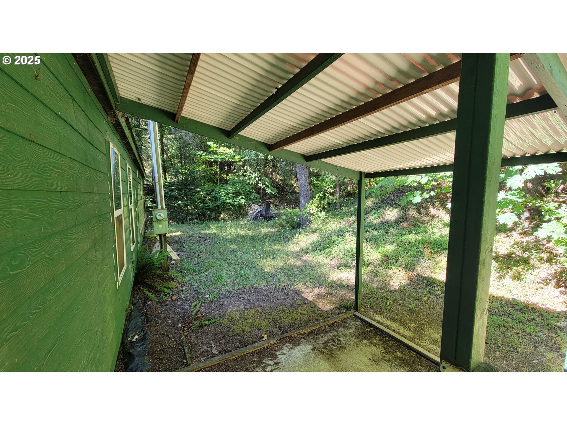 1097 Lees Creek Road Myrtle Creek, OR 97457 - Photo 35 of 41 a black and white photo of a lake