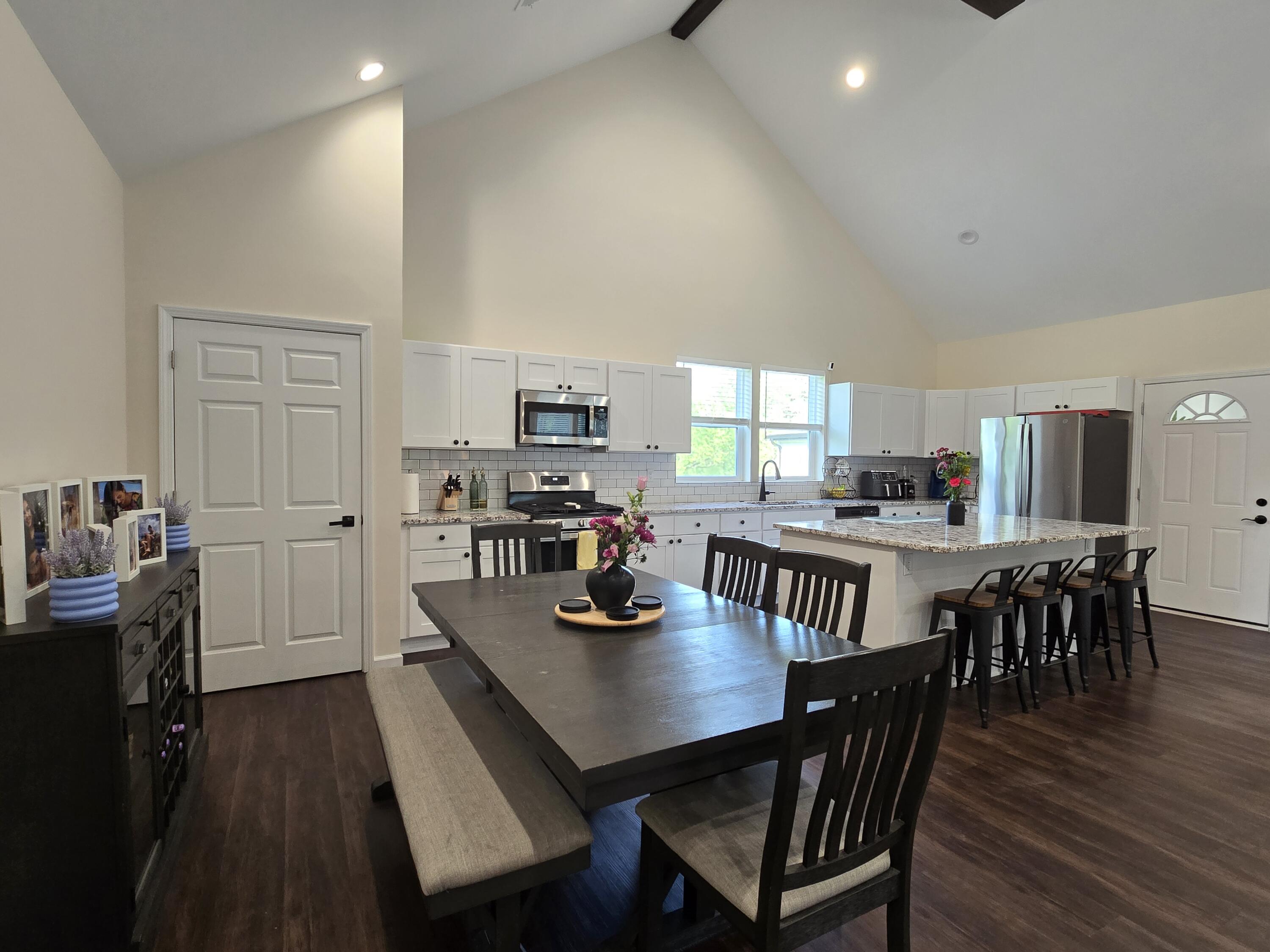 4086 West Commerce Road Milford, MI 48380 - Photo 14 of 43 14