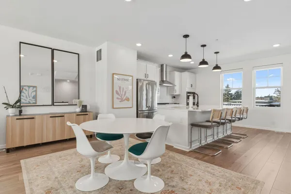 $775,000 | 879 South Woodlawn Avenue, Unit B, St. Paul, MN 55116