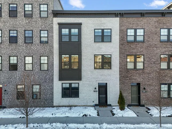 $775,000 | 879 South Woodlawn Avenue, Unit B, St. Paul, MN 55116