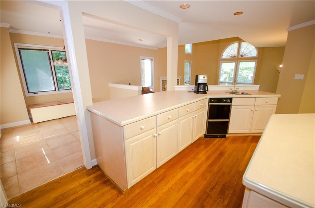 5313 Adrian Road Jamestown, NC 27282 - Photo 11 of 24 Gallery Image 11