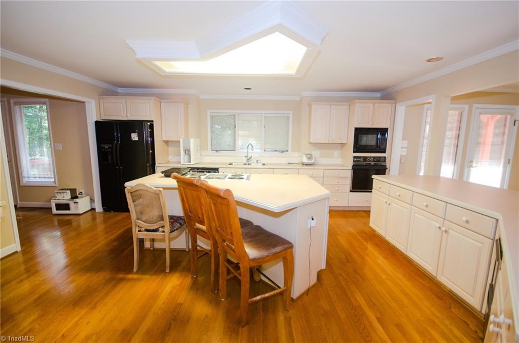5313 Adrian Road Jamestown, NC 27282 - Photo 12 of 24 Gallery Image 12
