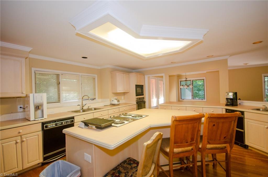 5313 Adrian Road Jamestown, NC 27282 - Photo 13 of 24 Gallery Image 13