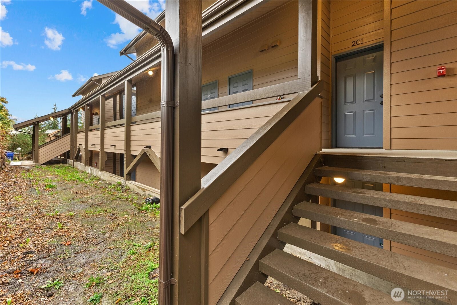 12600 57th Avenue South, Unit B201 Seattle, WA 98178 - Photo 4 of 24 a view of balcony