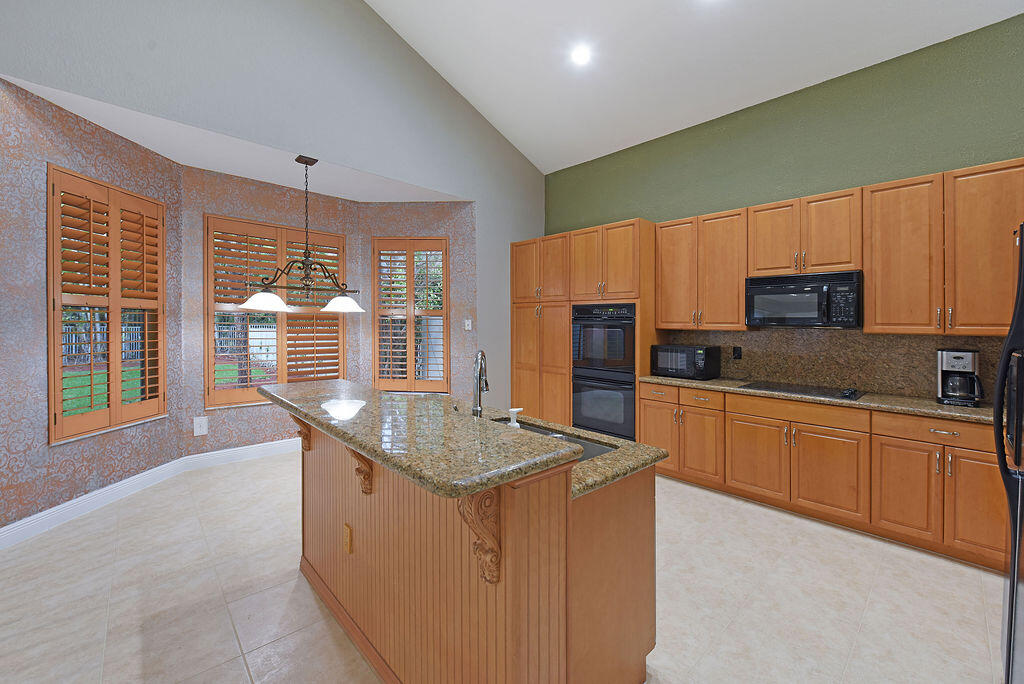 11553 Big Sky Court Boca Raton, FL 33498 - Photo 11 of 56 AIP_8336