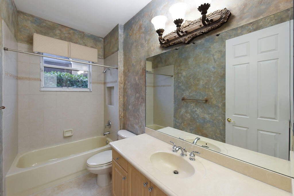 11553 Big Sky Court Boca Raton, FL 33498 - Photo 18 of 56 AIP_8343