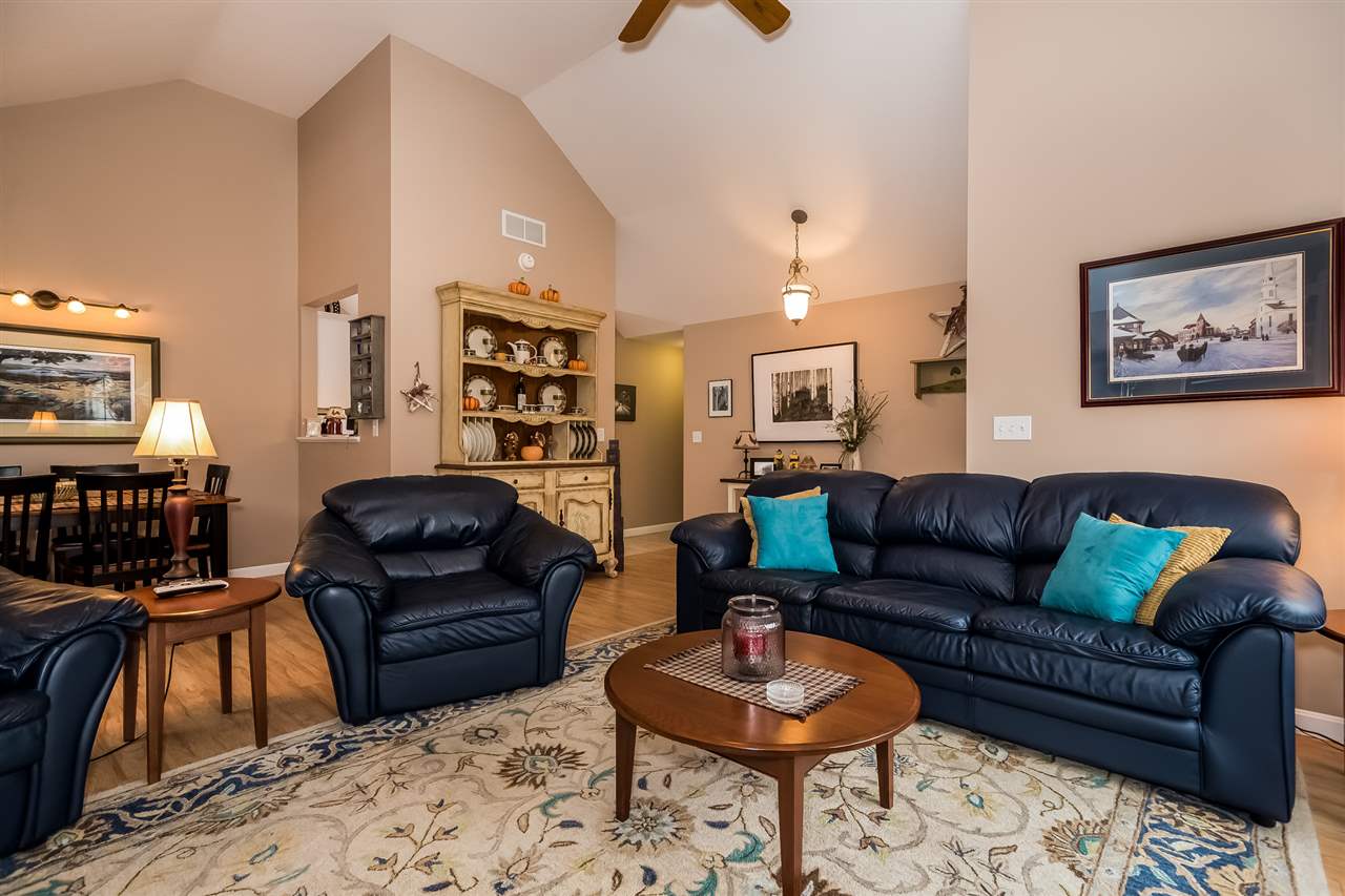 31 Henderson Road, Unit 12 Gilford, NH 03249 - Photo 7 of 35