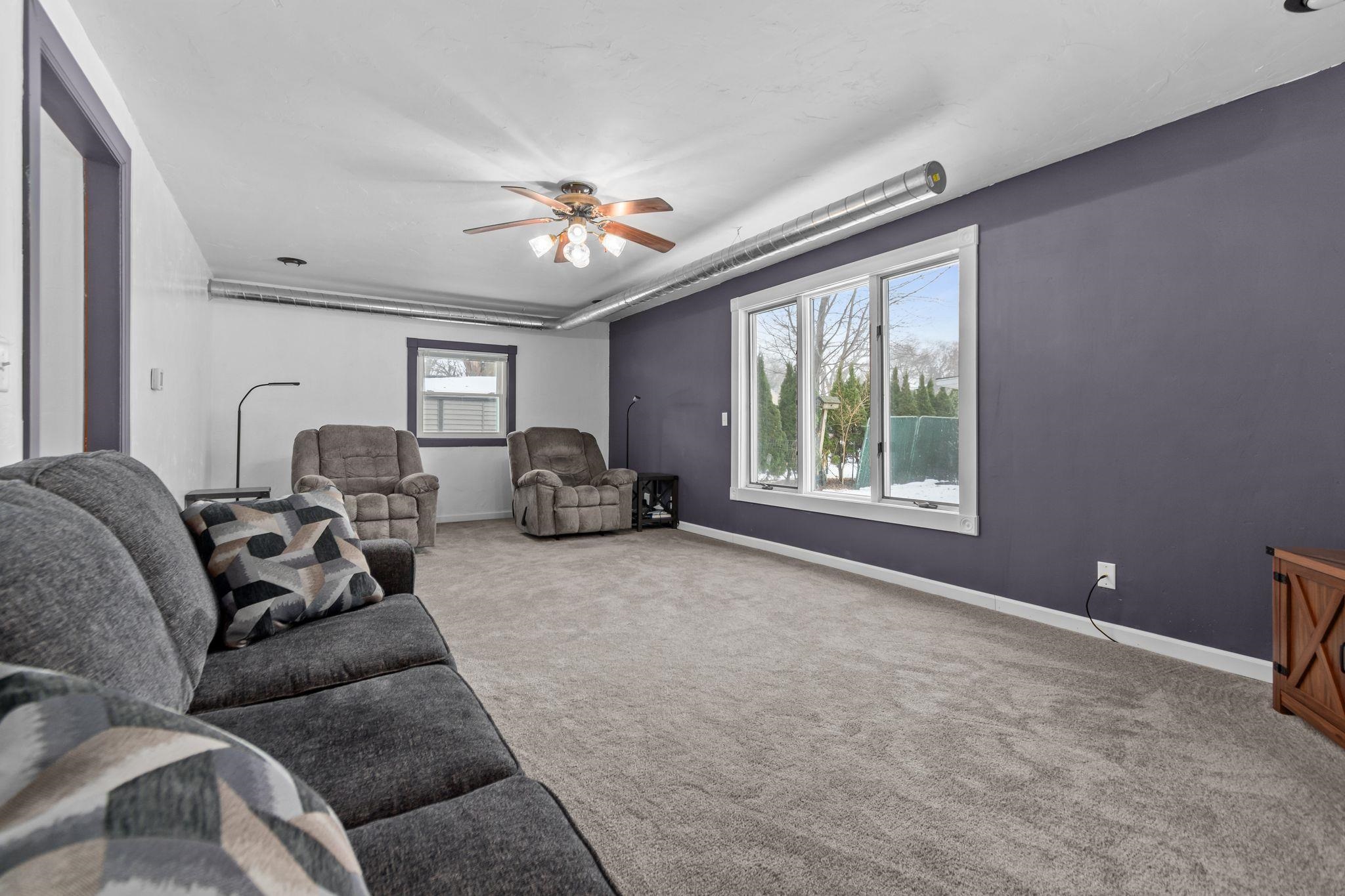 958 Cozy Lane Oshkosh, WI 54901 - Photo 15 of 37