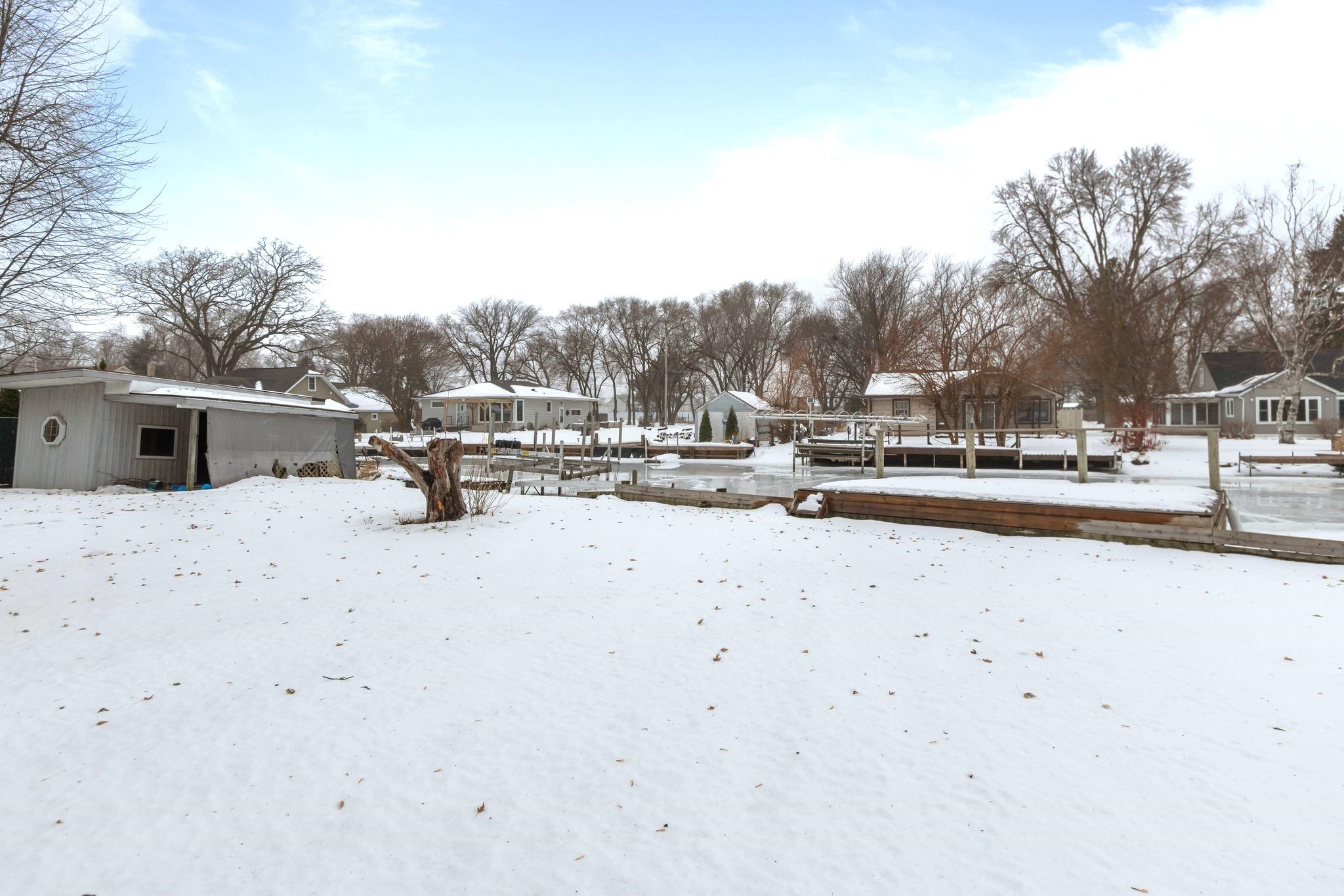 958 Cozy Lane Oshkosh, WI 54901 - Photo 25 of 37