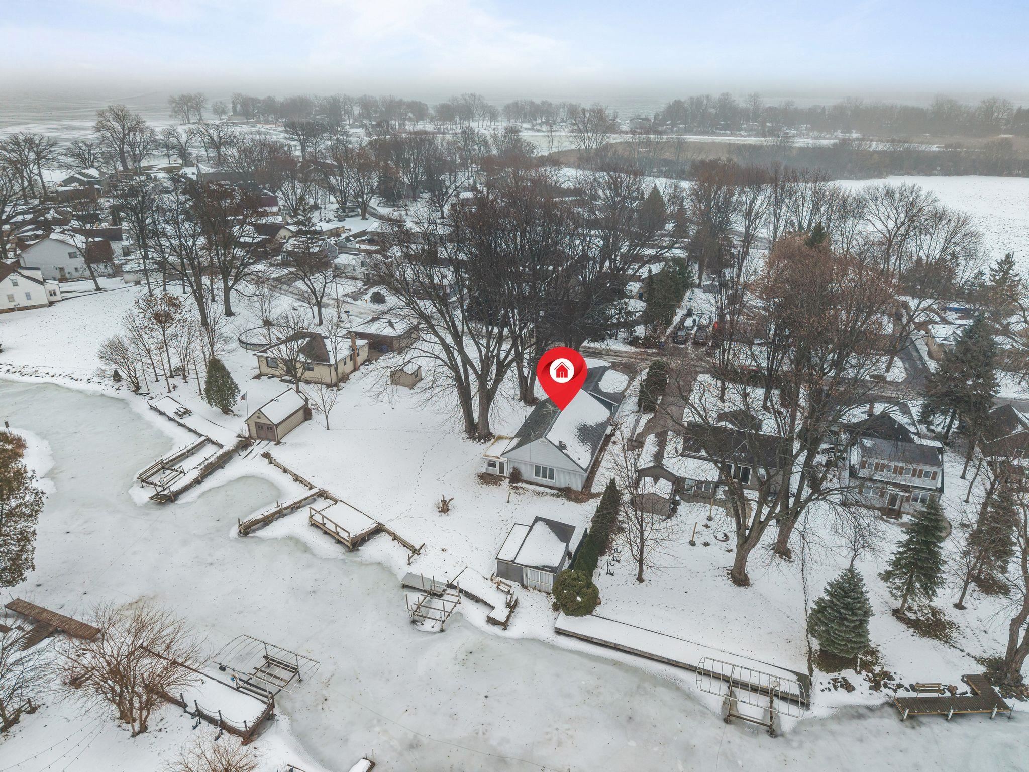 958 Cozy Lane Oshkosh, WI 54901 - Photo 33 of 37