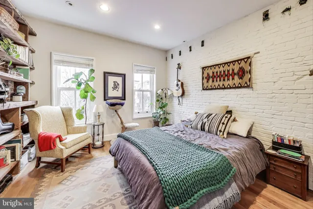$1,035,000 | 407 A Street Northeast, Washington, DC 20002