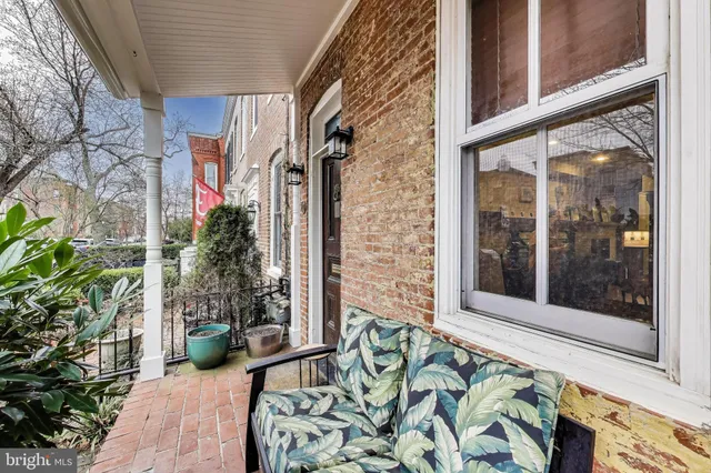$1,035,000 | 407 A Street Northeast, Washington, DC 20002