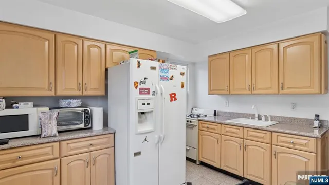 $759,000 | 233 Lasalle Avenue, Hasbrouck Heights, NJ 07604