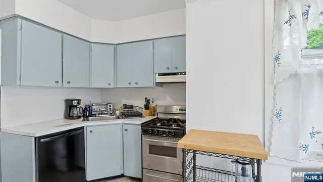 $759,000 | 233 Lasalle Avenue, Hasbrouck Heights, NJ 07604