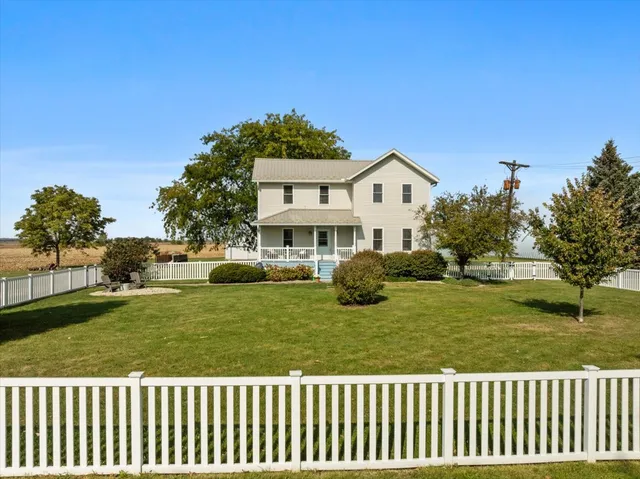 $340,000 | 25435 East 3100 N Road, Dwight, IL 60420
