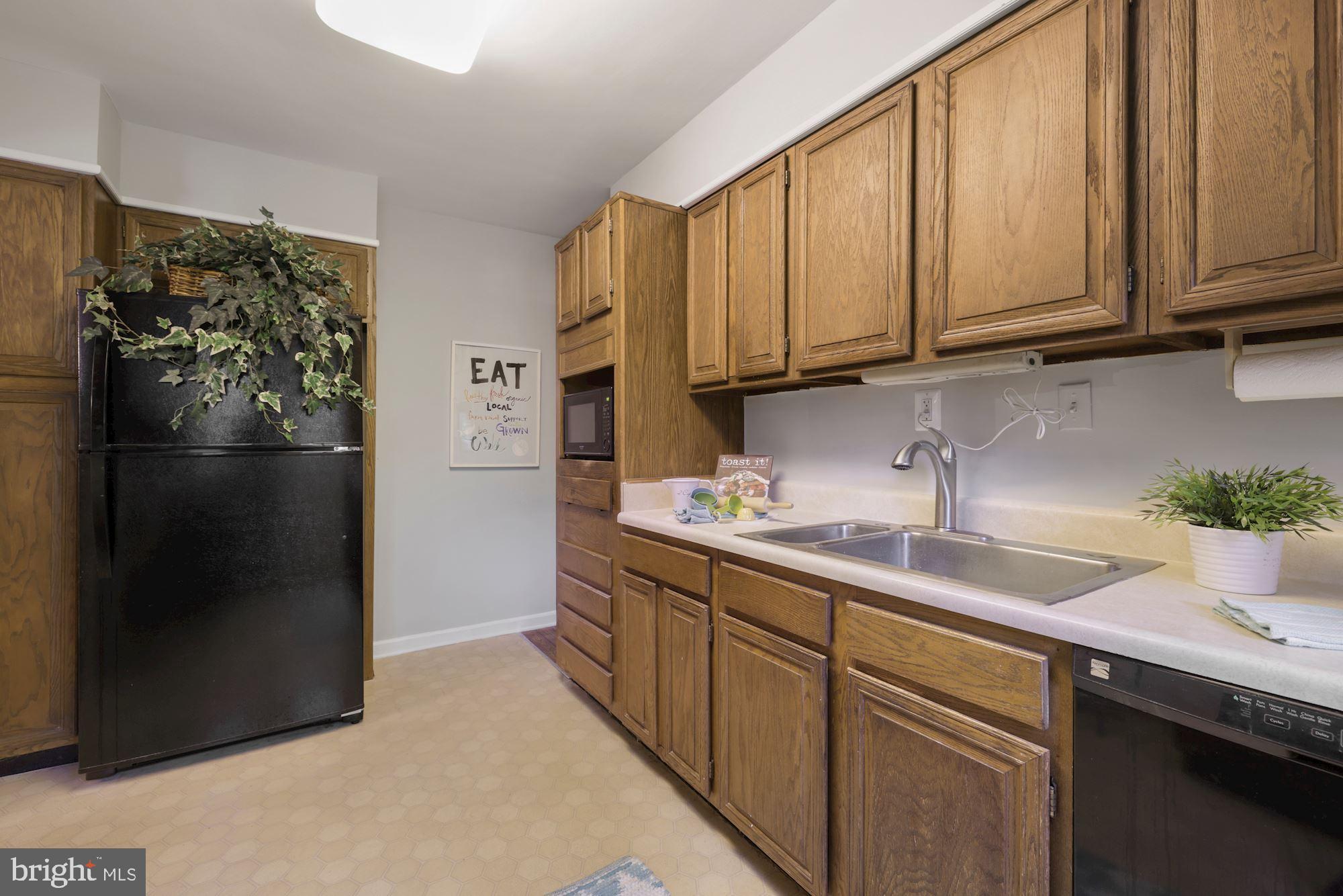 409 Pershing Drive Silver Spring, MD 20910 - Photo 11 of 30